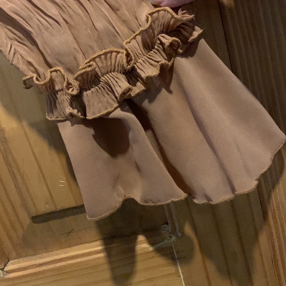 Ruffled Top - Picture 3 of 8